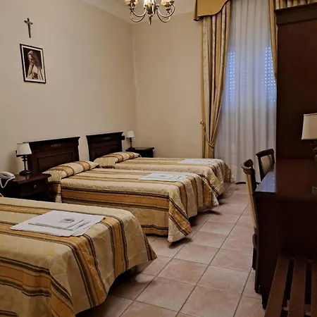 Casa Pace E Bene 2* San Giovanni Rotondo