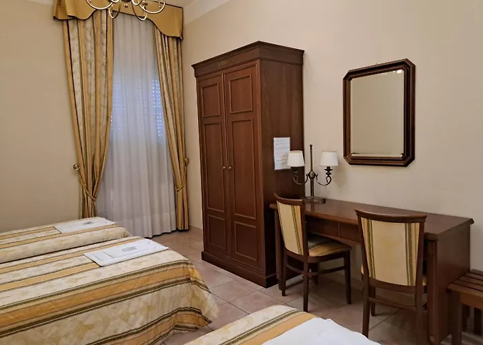 Hotel Casa Pace E Bene 2*