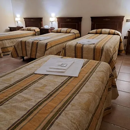 Casa Pace E Bene Hotel 2*